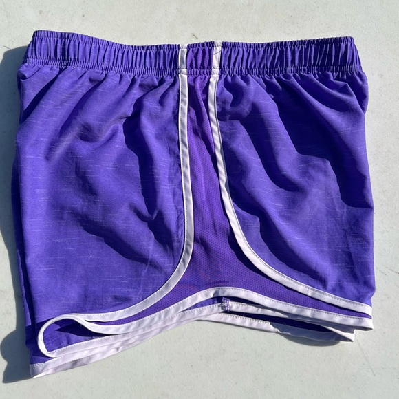 NIKE Dri-FIT Athletic Shorts, Large - Picture 5 of 5